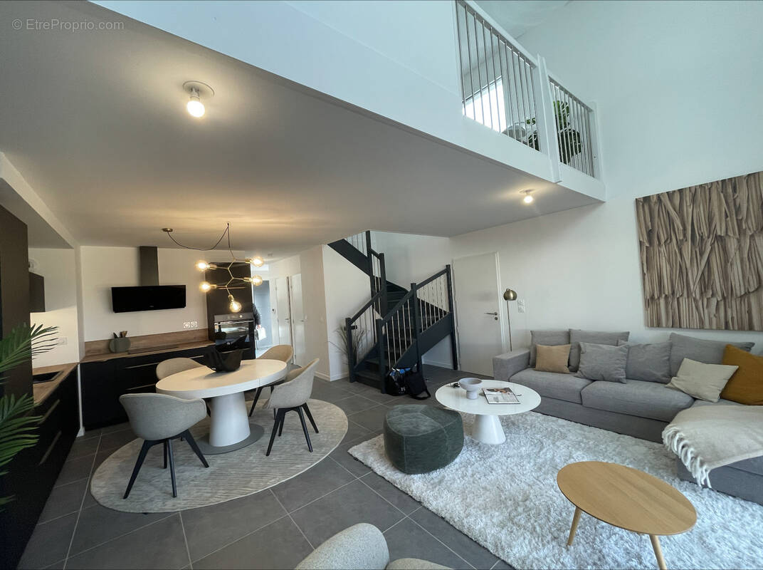 Maison à ARTIGUES-PRES-BORDEAUX