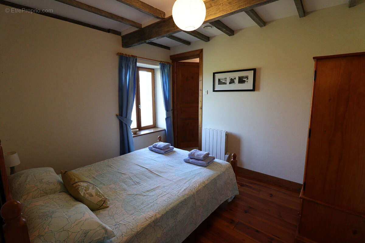 Maison à MADRANGES