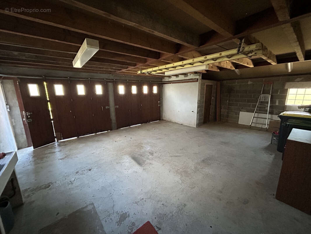 Maison familiale avec 4 chambres et jardin - proches commerces - photo 15