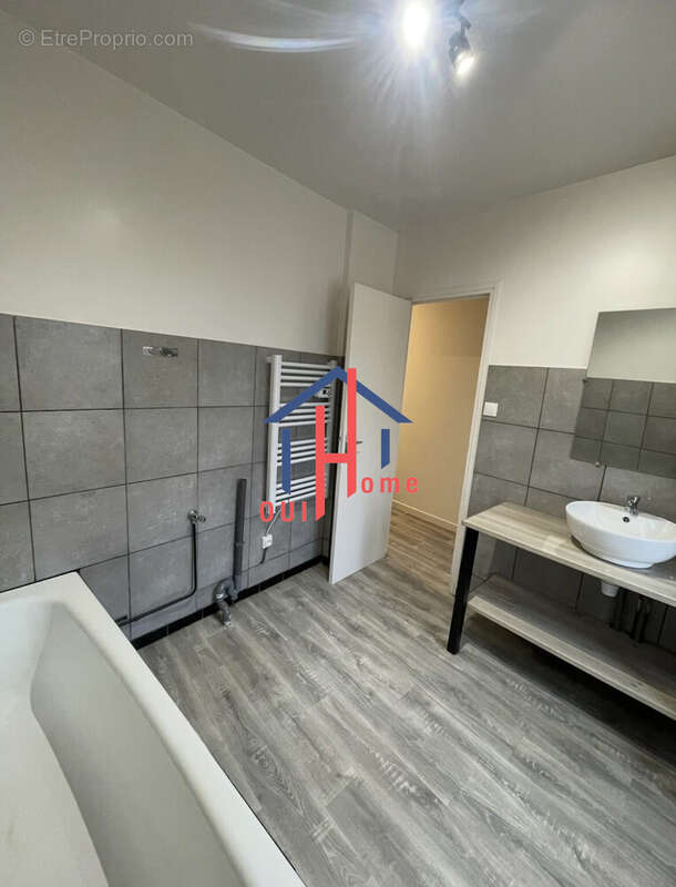 Appartement à LAUSSONNE