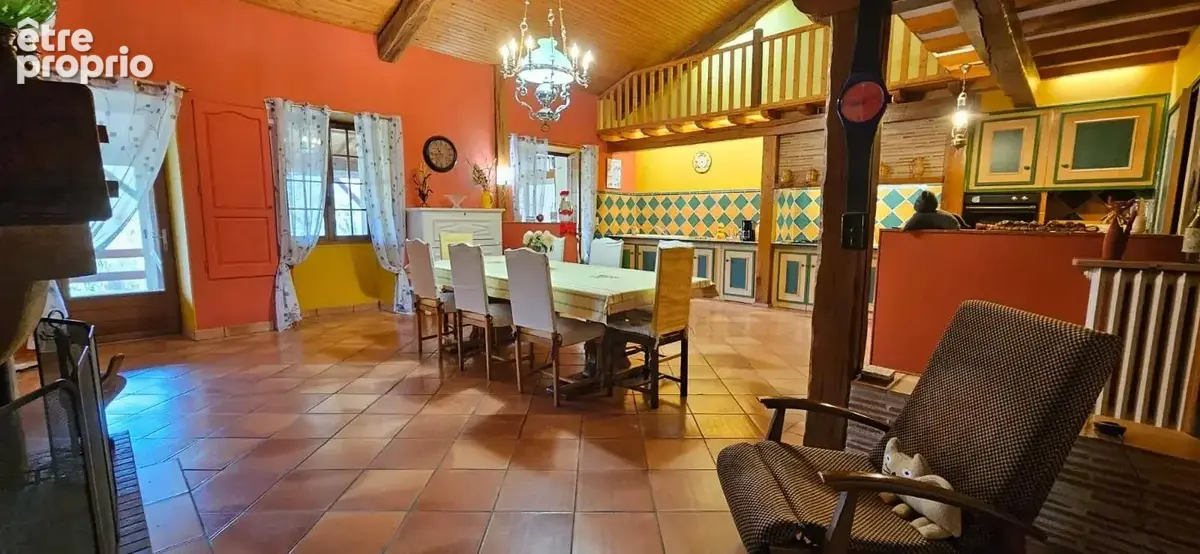 Maison 11 pièces 410 m² à vendre à Saint-Pardoux-Isaac (47800) - photo 4