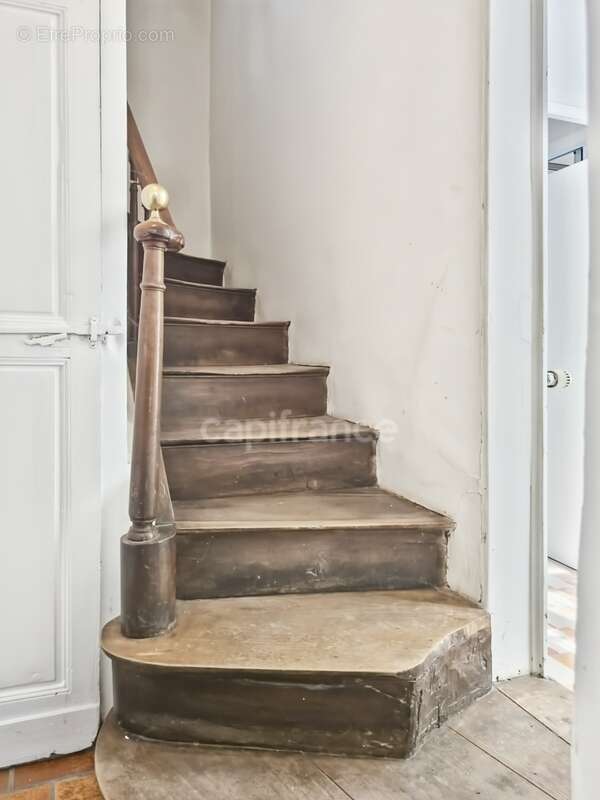 Maison à MOULINS-LA-MARCHE