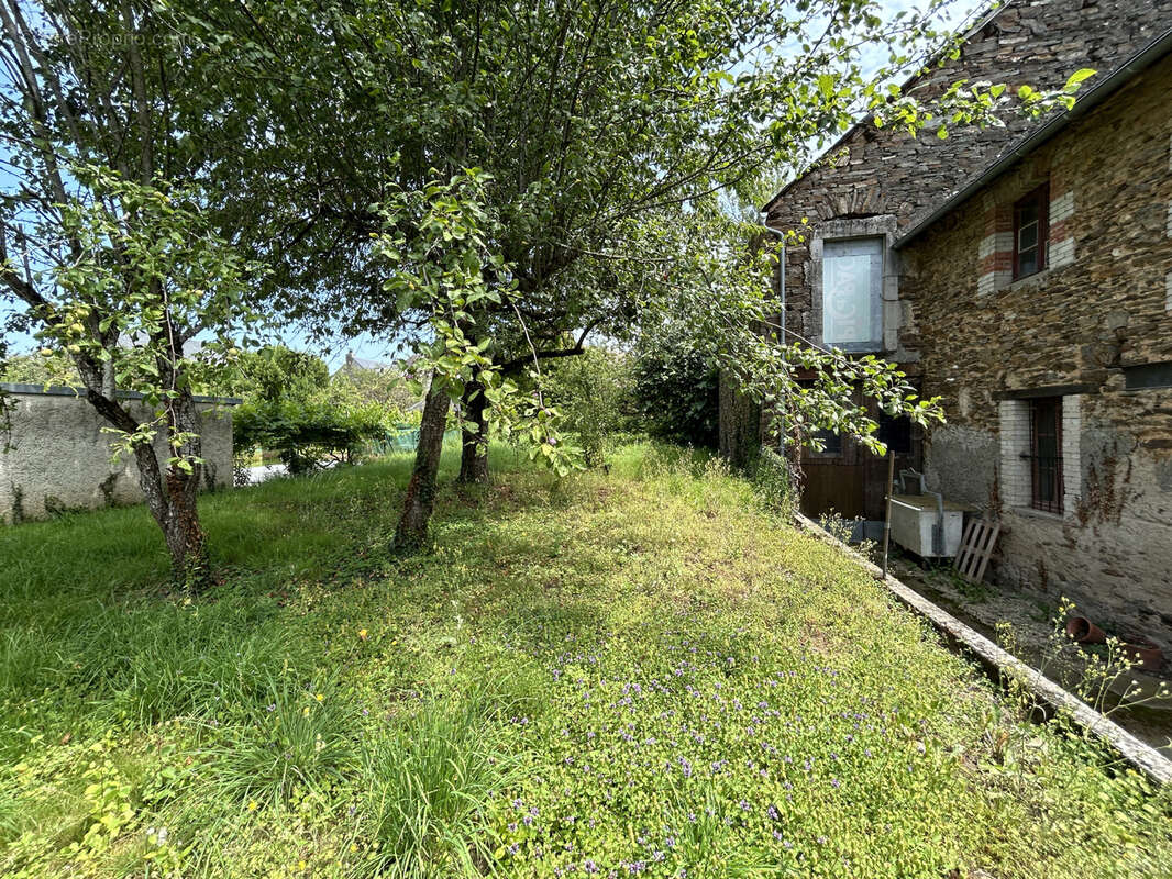 Appartement à NAUCELLE