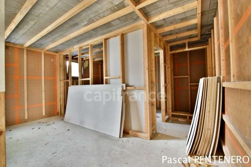 Terrain à LA CHAPELLE-D'ABONDANCE