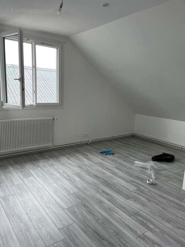 Maison à MESNIL-SAINT-NICAISE