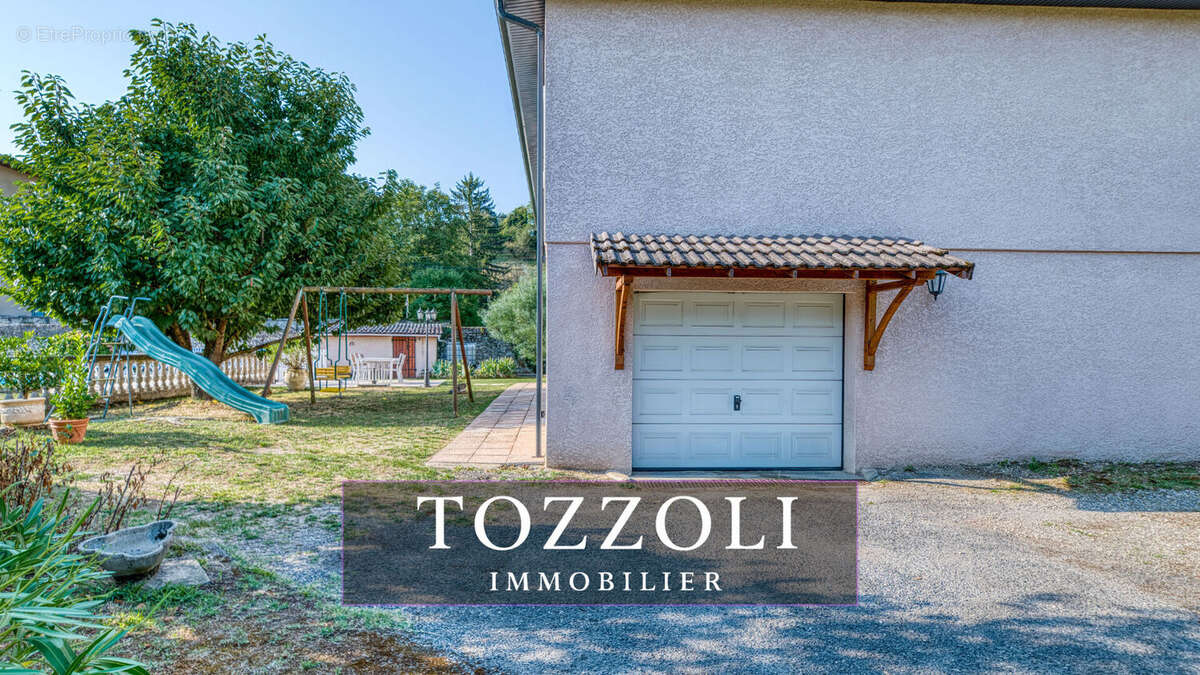 Maison à SAINT-QUENTIN-FALLAVIER