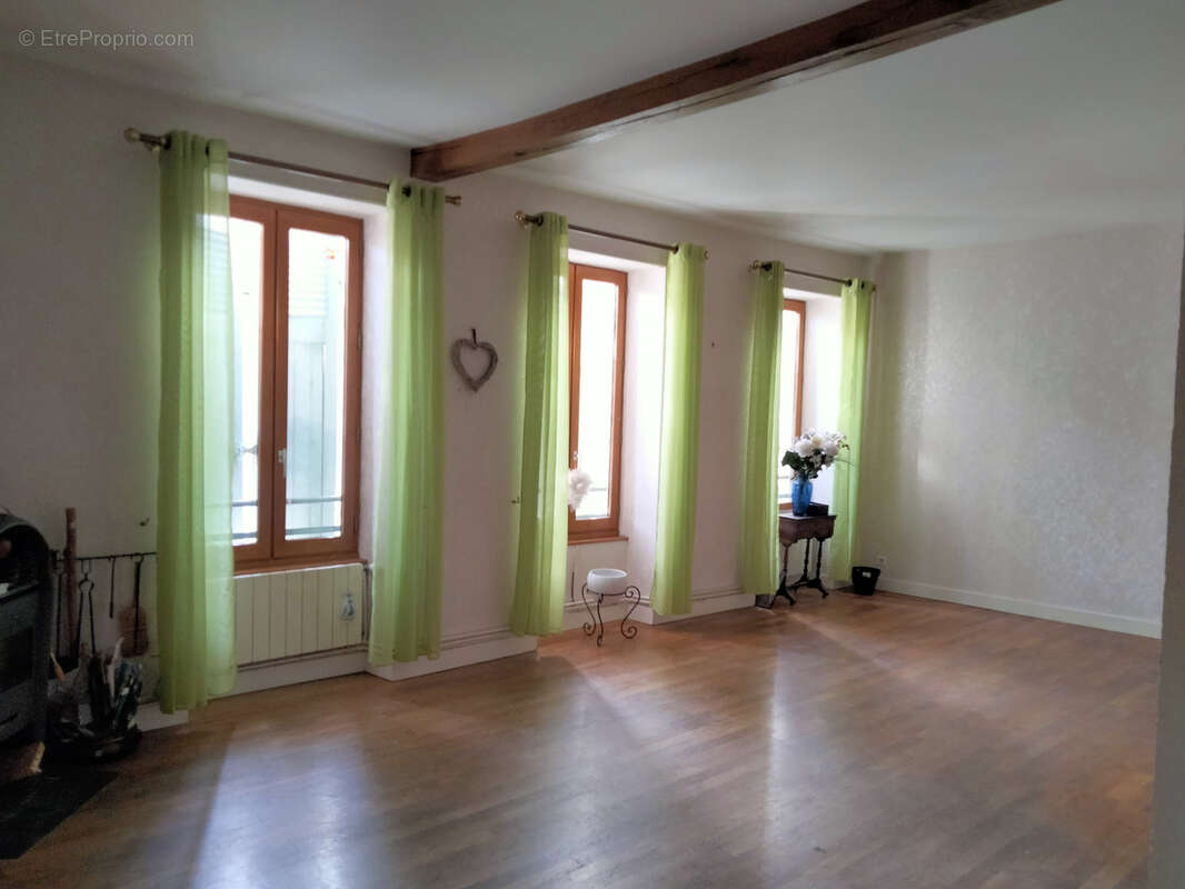 Maison à DECIZE