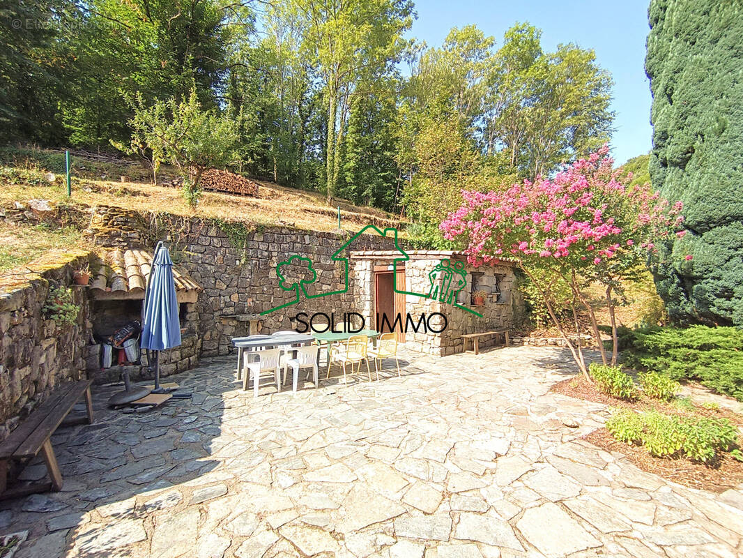 Maison traditionnelle de 145 m2 sur la commune de Juvinas 07600 - photo 3