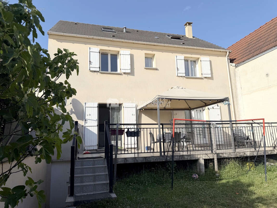 Maison à SAVIGNY-SUR-ORGE