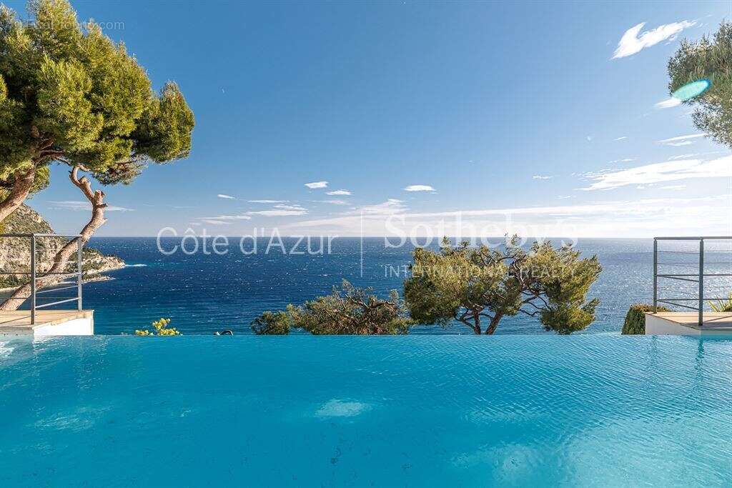 Maison à EZE