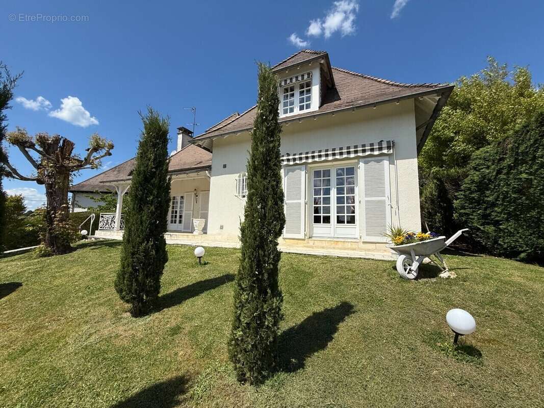 Maison 160 m² à Brive-La-Gaillarde  - photo 2