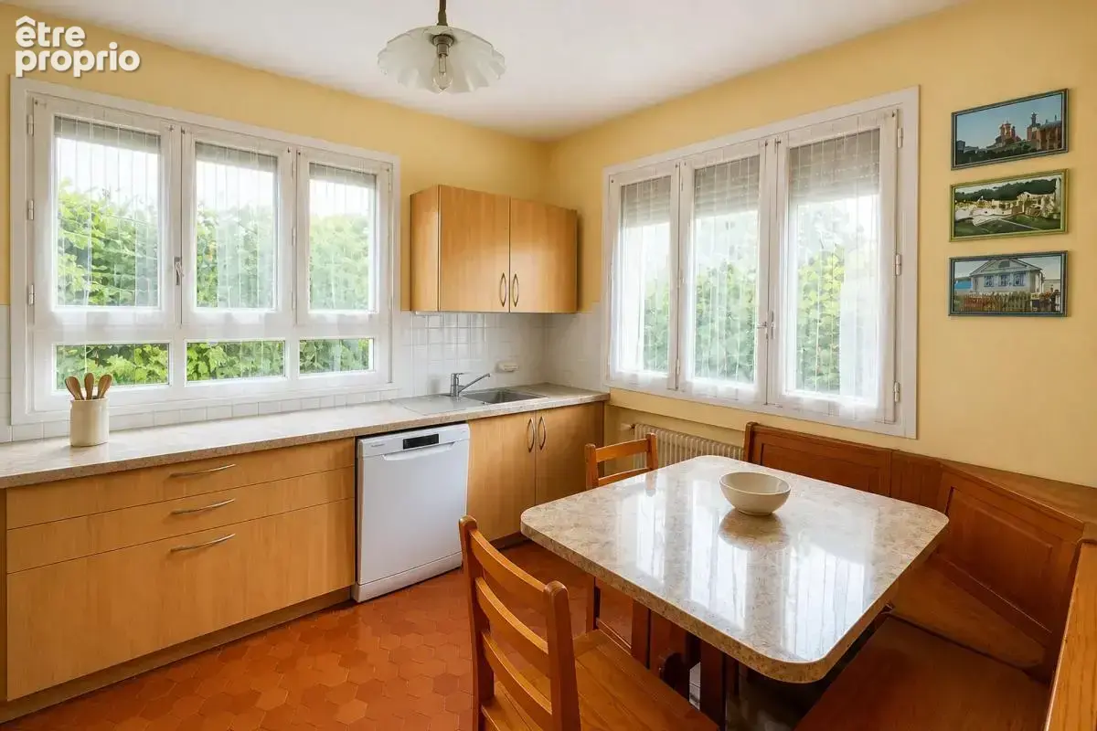 Maison avec vue, 5 pièces, 110 m² à Thiers - photo 6
