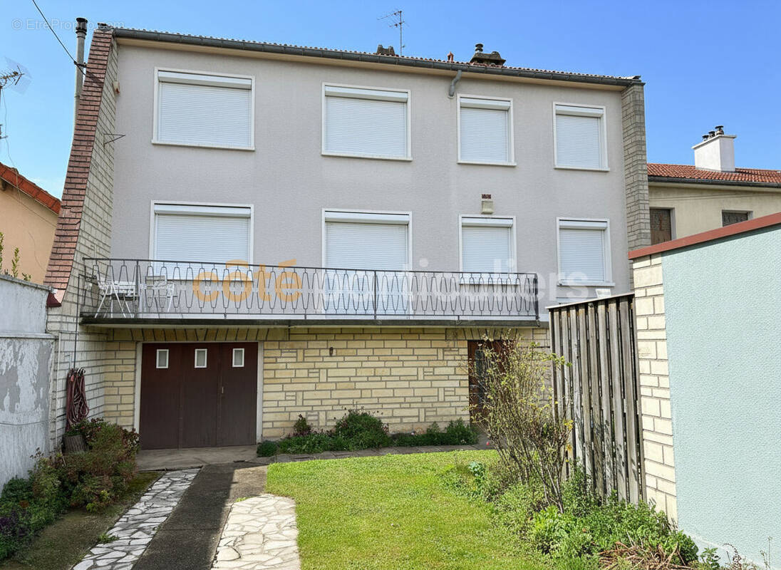 Maison à VILLENEUVE-SAINT-GEORGES