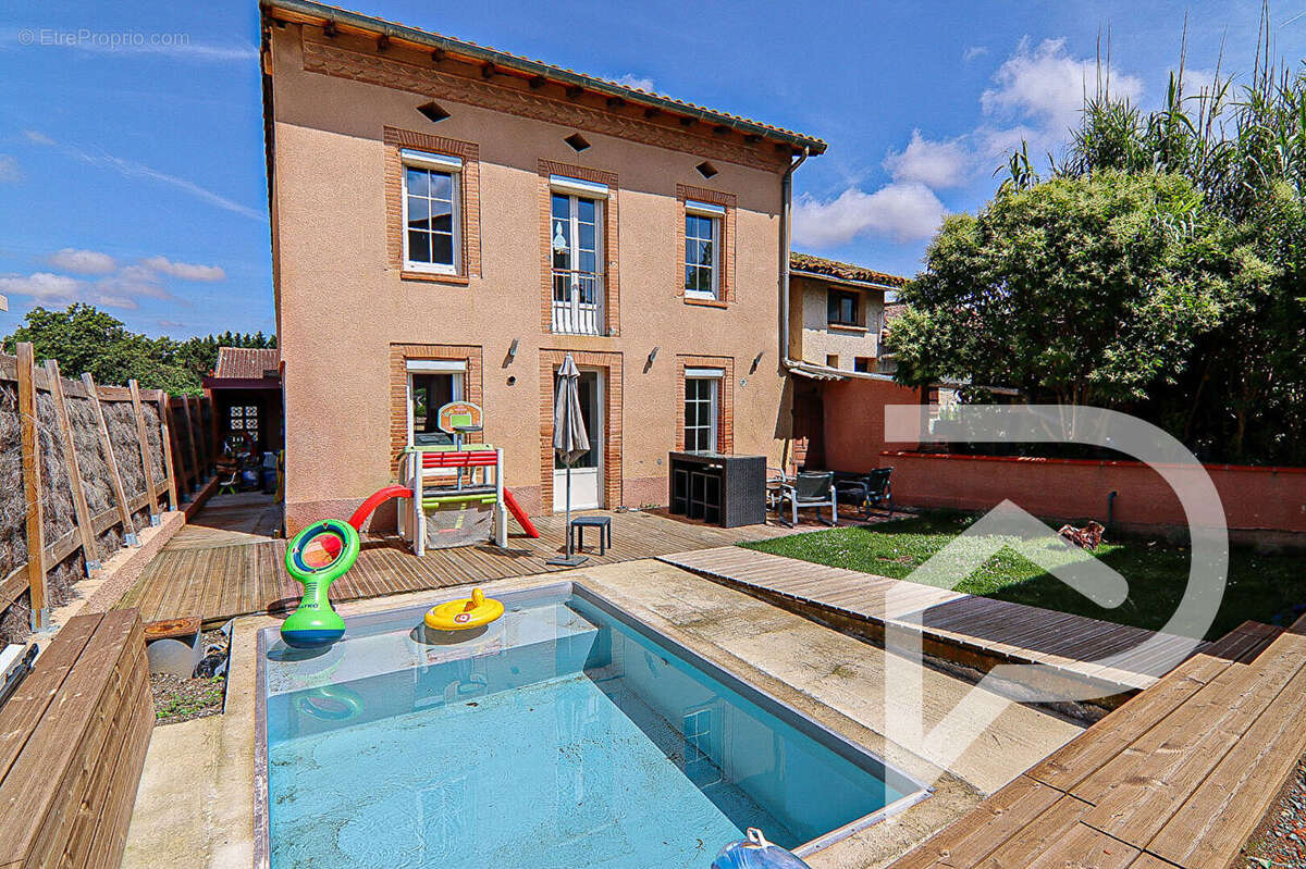 Maison à L&#039;ISLE-JOURDAIN