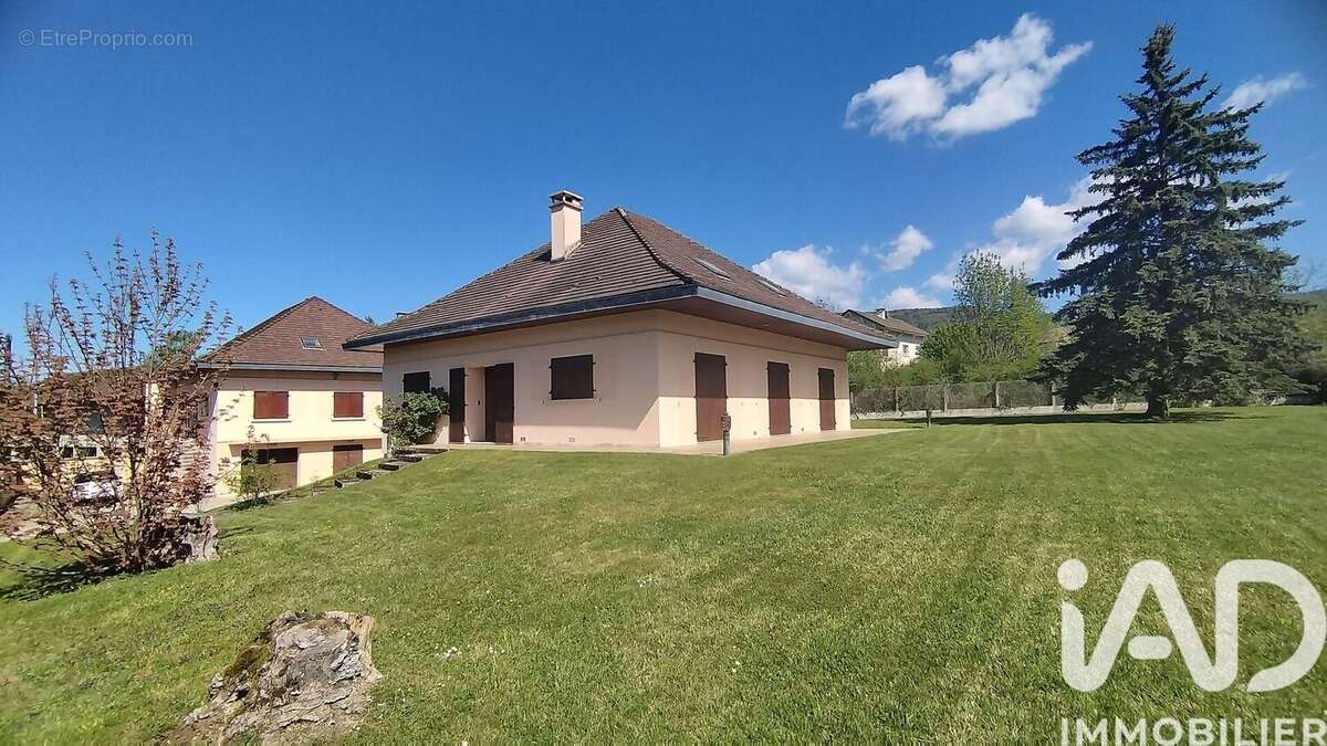 Photo 2 - Maison à OYONNAX