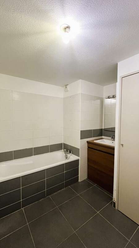 Appartement 45 m² à Castelnau-Le-Lez  - photo 5