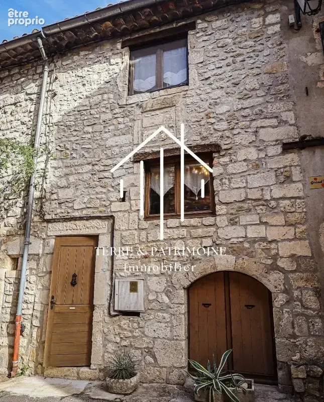 Maison à LAGORCE