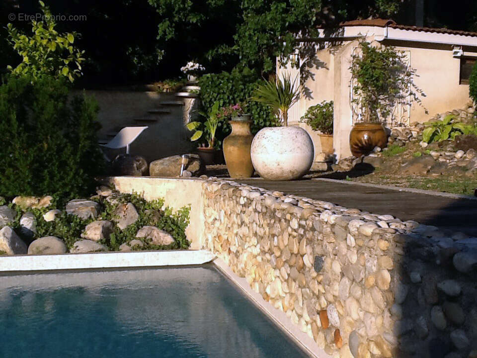 Maison à FRANCHEVILLE