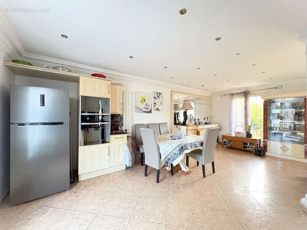 Jolie maison récente de 120 m2 au cœur d'Ormesson - photo 6