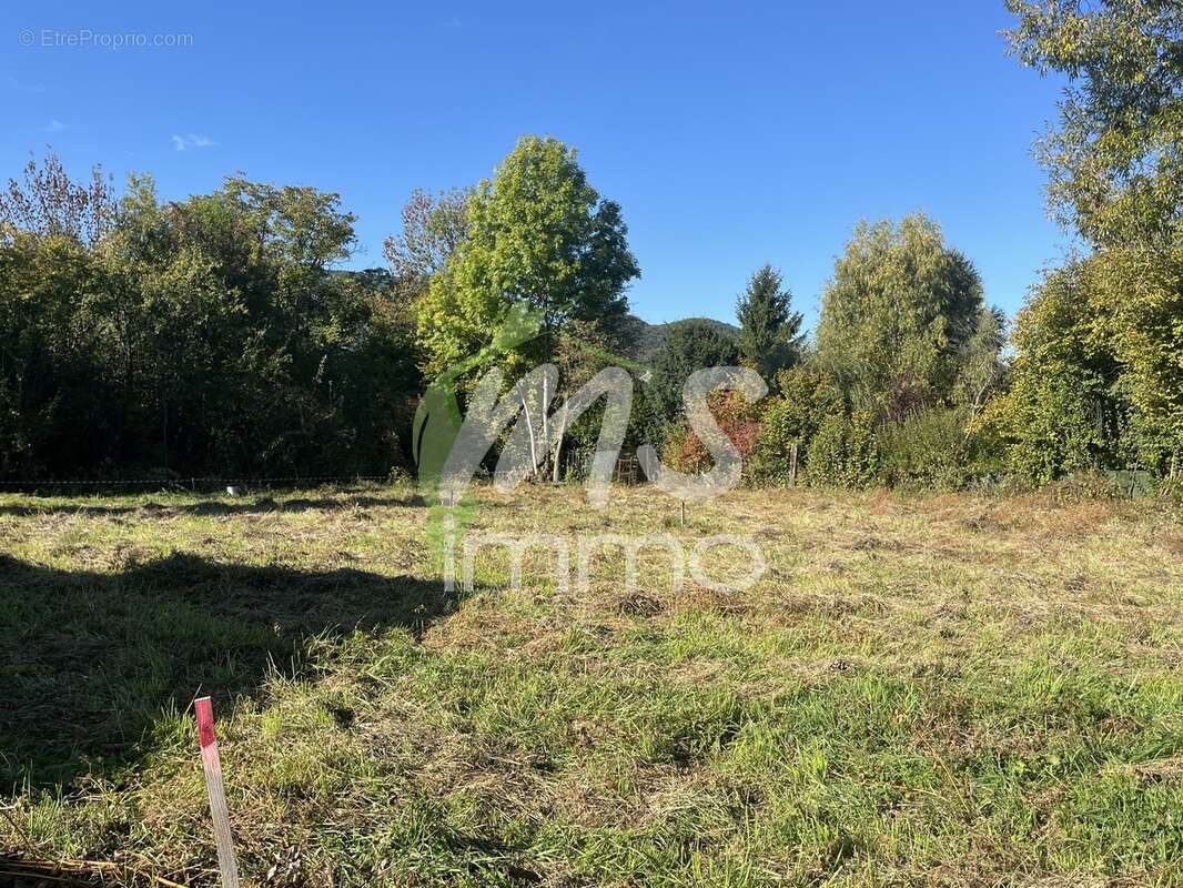 Terrain à CHORGES