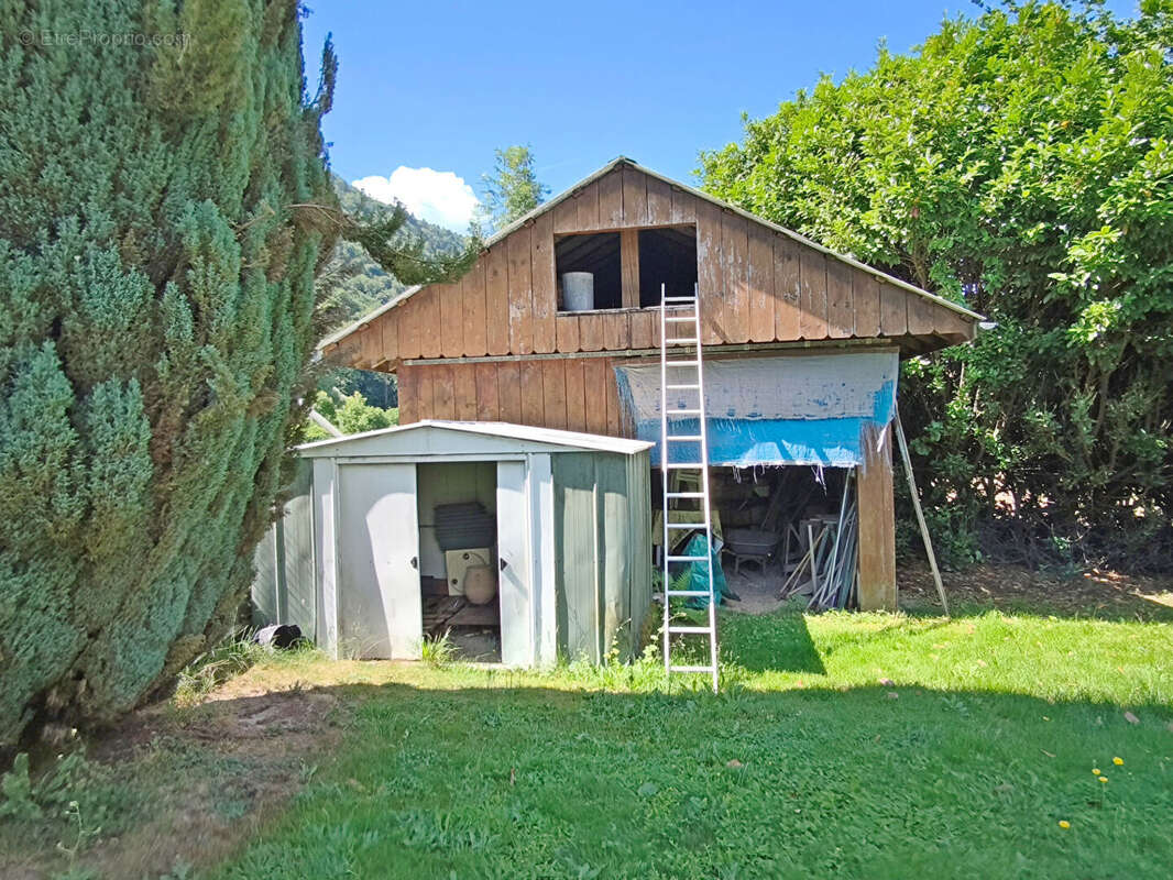 Maison à SAINTE-HELENE-SUR-ISERE
