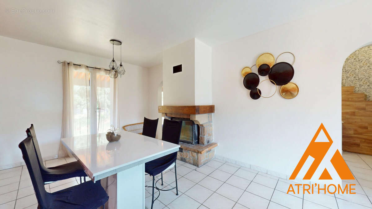 Maison 135 m² à Vezac  - photo 6