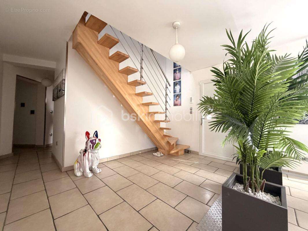 Maison avec autonomie de plain pied et de nombreux atout - photo 6