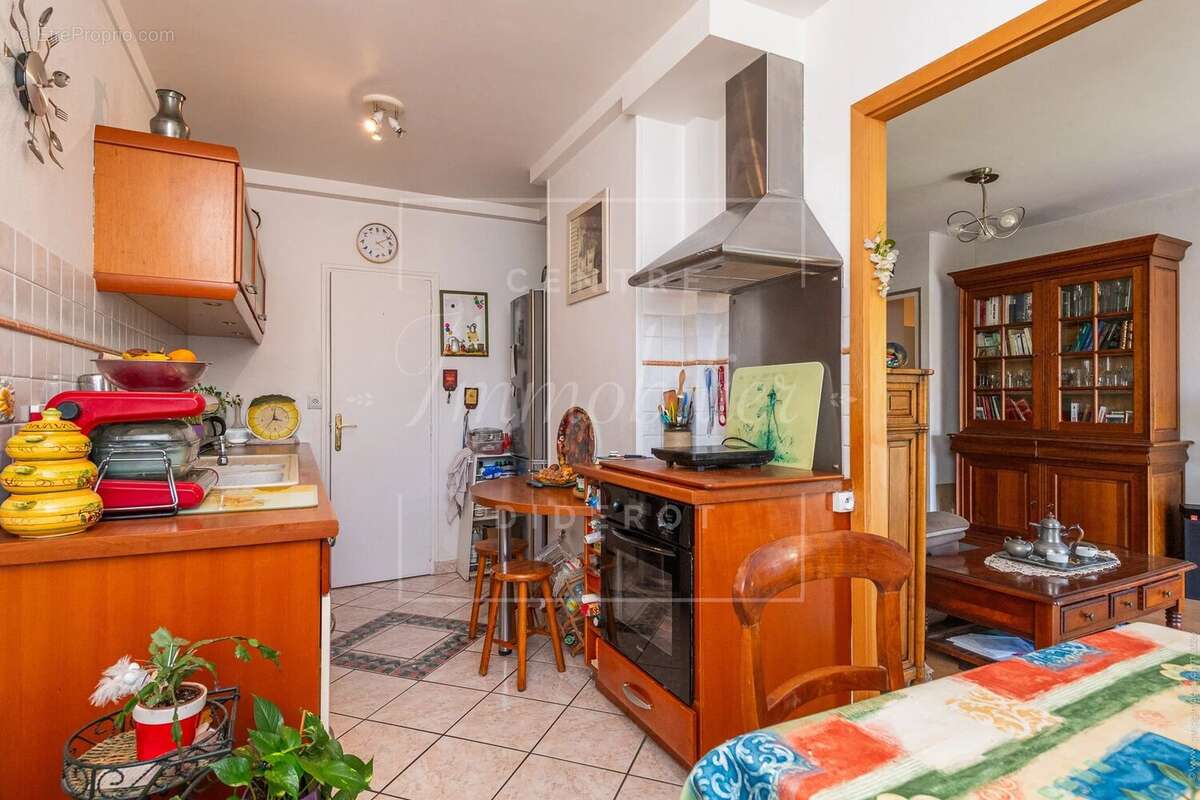 Appartement à PARIS-12E