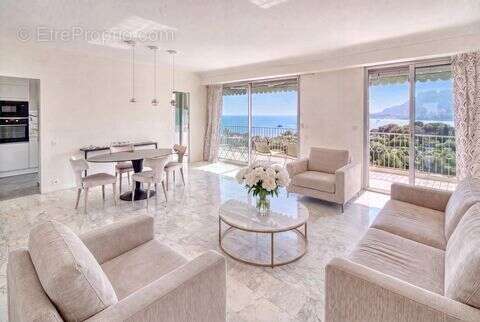 Appartement 126 m² à Roquebrune-Cap-Martin  - photo 2