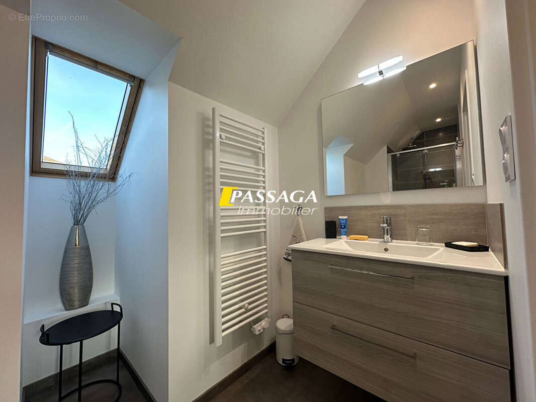 Maison à SAINTE-EULALIE-D&#039;OLT