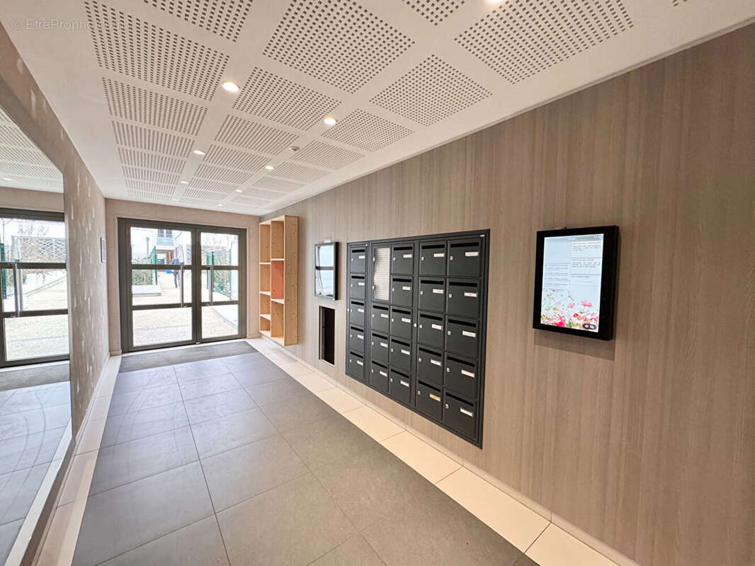 Appartement à HOUILLES
