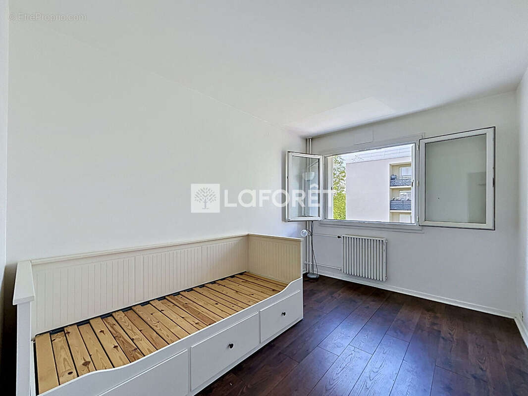 Appartement à VERNEUIL-SUR-SEINE