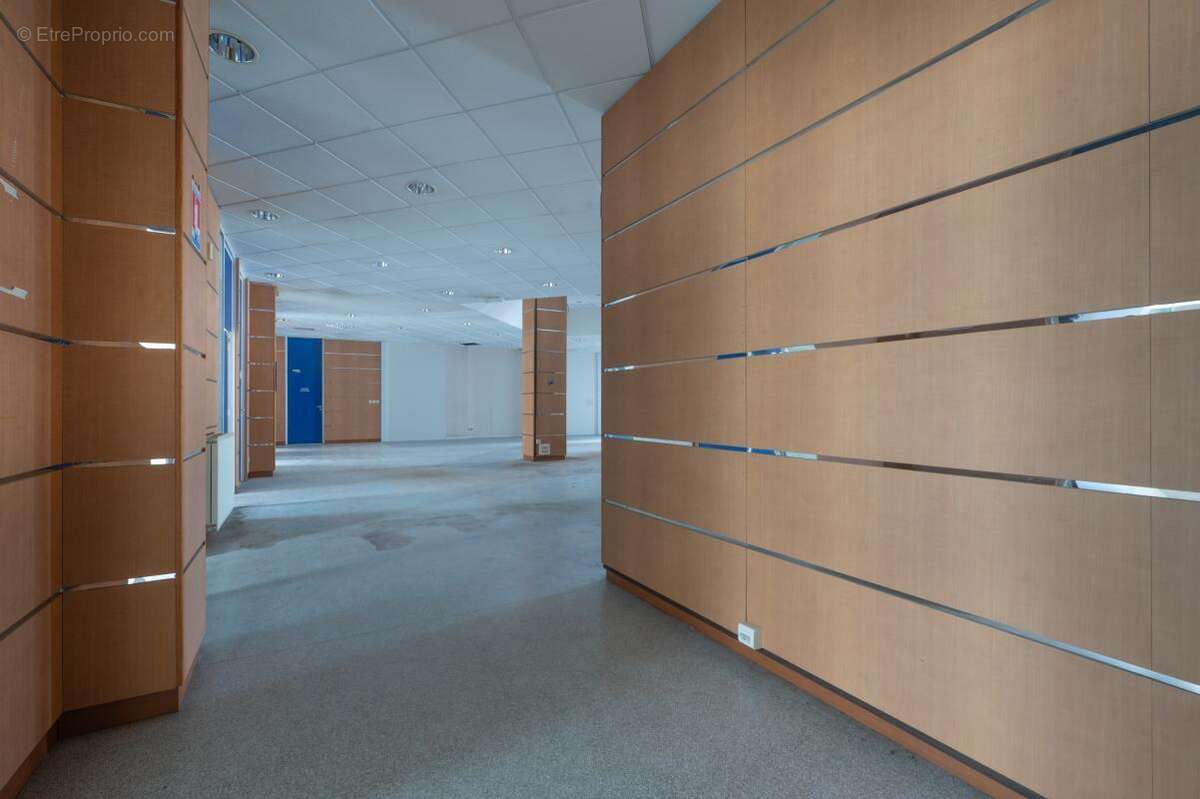 Commerce à ALBERTVILLE