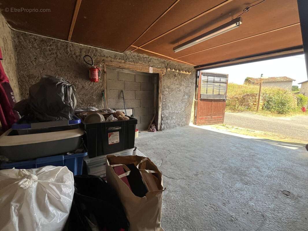 Maison à LE PERREON