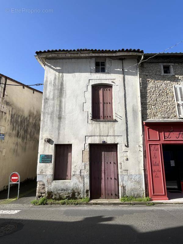 Maison à CIVRAY