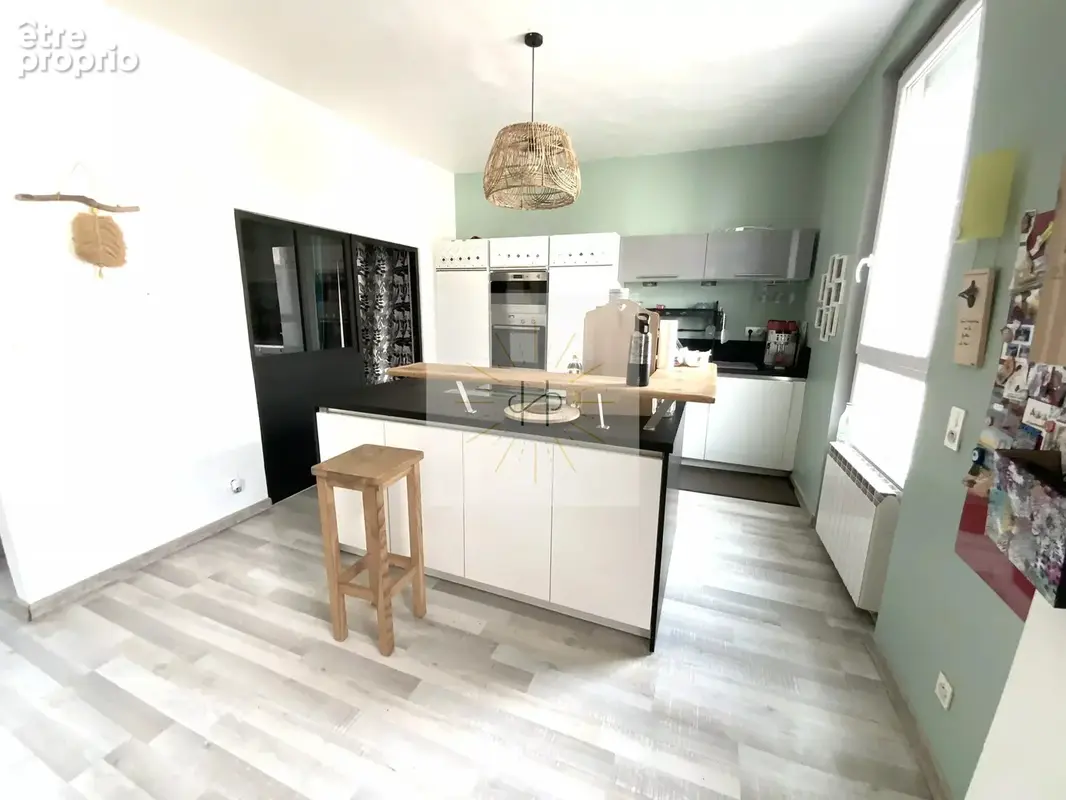 Maison 6 pièces 105 m² à vendre à Le Teil (07400) - photo 4