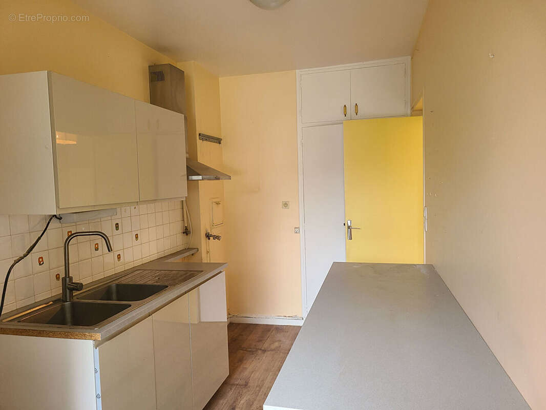 Appartement à FONTENAY-LE-FLEURY