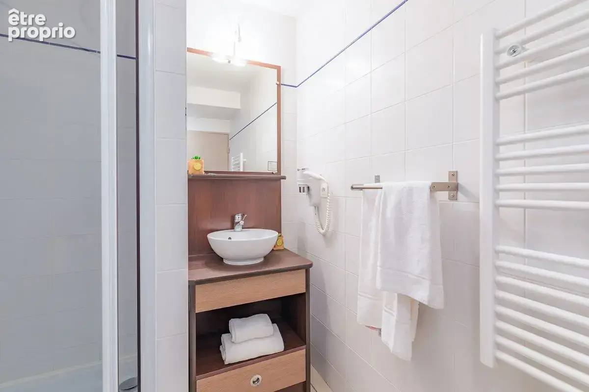 INVESTISSEMENT LOCATIF  Angoulême  Résidence Affaires Appart'City Classic Angoulême Centre  5,98 % de rentabilité - photo 5