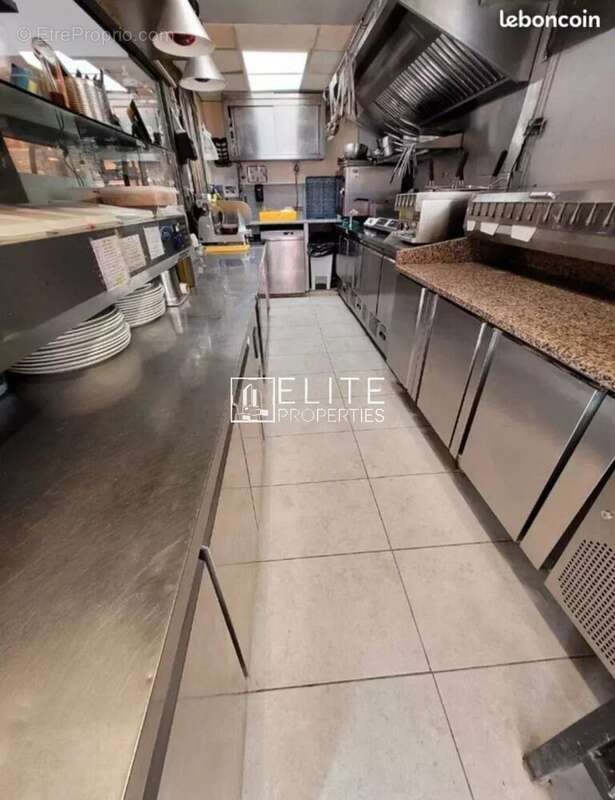 Commerce à SAINT-LAURENT-DU-VAR