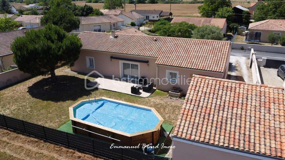 Maison à NAINTRE