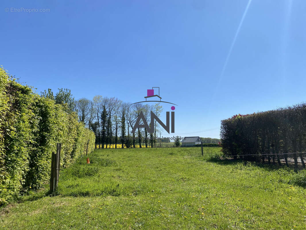 Terrain à PLEINE-SEVE