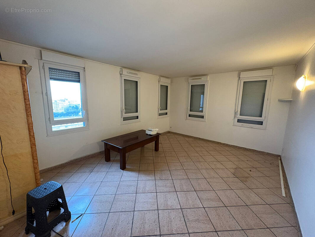 Appartement à SARCELLES