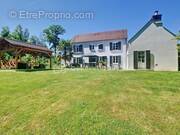 Maison à MAGNY-LE-HONGRE