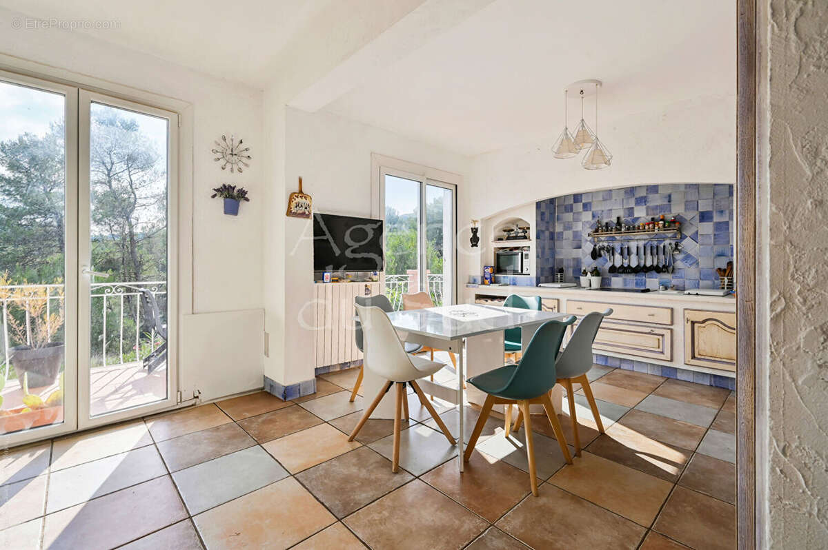 Maison à LA DESTROUSSE