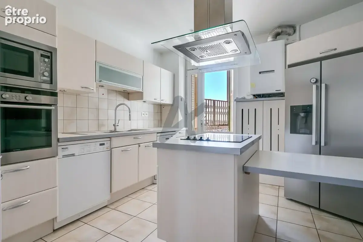 LYON 7e SAINT LOUIS.Appartement familial avec balcon et stationnement - photo 13