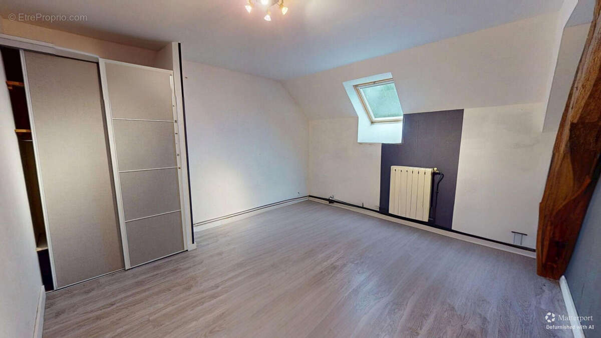 Maison à VARENNES-LES-NARCY