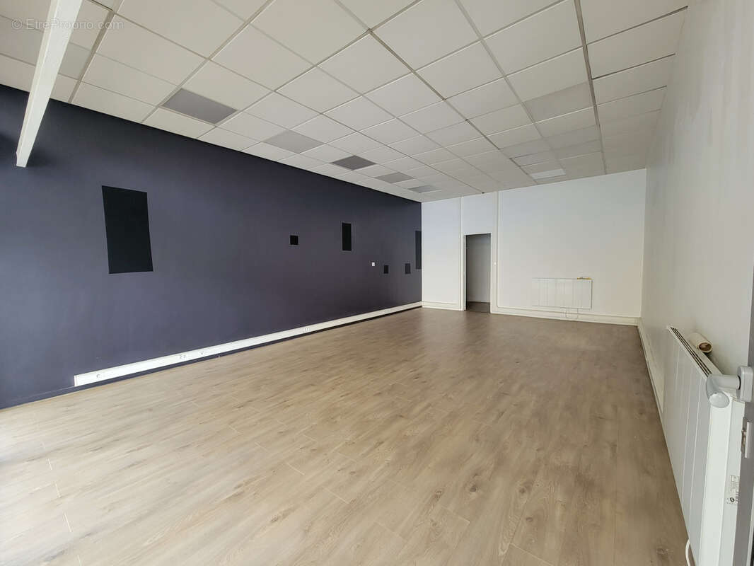 Commerce à CHEVIGNY-SAINT-SAUVEUR