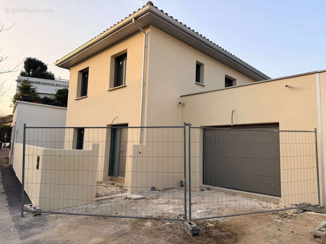 Photo 3 - Maison à SOLAIZE