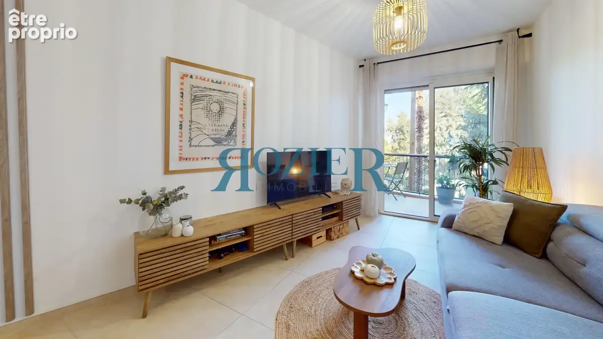 ANTIBES   Appartement T3 64 m2 Carrez   Terrasse, Cave et Parking   Proche Mer - photo 3