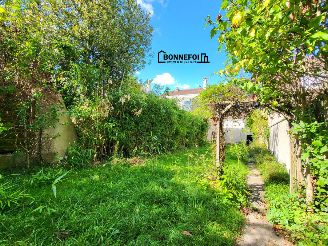 Maison à CHAMPIGNY-SUR-MARNE